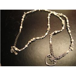 COSTUME JEWELRY FRESH WATER PEARL NECLACE WITH SILVER TONE HEART PENDANT