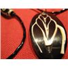 Image 3 : COSTUME JEWELRY ARTISAN BLACK & WHITE BEADED NECKLACE HANDMADE