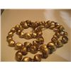 Image 1 : COSTUME JEWELRY VINTAGE GOLDEN TONE BEADED NECKLACE