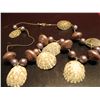 Image 2 : COSTUME JEWELRY ARTISAN CRAFTED SHELL & BEADED NECKLACE