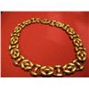 Image 1 : COSTUME JEWELRY GOLD TONE VINTAGE NECKLACE