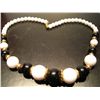 Image 1 : COSTUME JEWELRY VINTAGE BLACK WHITE BEADED NECKLACE
