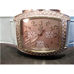 COSTUME JEWELRY FASHISON RHINESTONE LADYS WRIST WATCH DENACCI QUARTZ