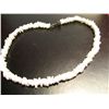 Image 2 : COSTUME JEWELRY ARTISAN SHELL BEADED NECKLACE