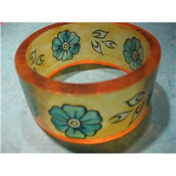 COSTUME JEWELRY FUNKY HIPPI STYLE PLASTIC BANGLE BRACELET WITH FLOWERS