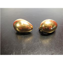 COSTUME JEWELRY SHELL STYLED GOLD TONE  VINTAGE CLIP ON EARRINGS