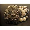 Image 1 : COSTUME JEWELRY ARTISAN CRAFTED PEARL STYLE BEADS BRACELET