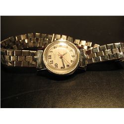 LADIES WRIST WATCH TIMEX SILVER TONE