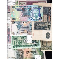 Lot of 32 Assorted World Banknotes