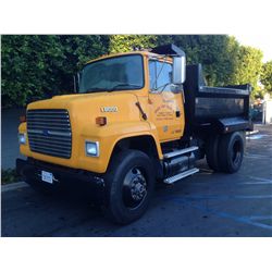 1995 FORD L8000