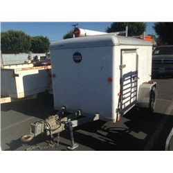 2001 WELLS CARGO SW8