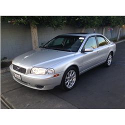 2004 VOLVO S80