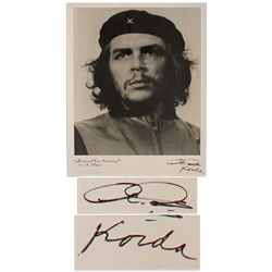 Original 16'' x 20'' Print of Iconic Che Guevara Photograph -- ''Heroic Warrior'' Image Signed by Ph