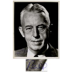 Alcoholics Anonymous Co-Founder Bill Wilson Signed 8'' x 10'' Photo -- Signed ''Bill''