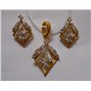 Image 1 : 3.944g Earring and Pendant Set of Diamond 0.65 Ctw in 18kt Yellow Gold