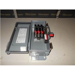 SQUARE D ELECTRICAL SAFTEY SWITCH