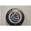 Image 1 : Vancouver Canucks Game Style Puck Signed "Mark Messier"""""""