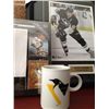Image 2 : Sidney Crosby Framed 8x10 Action Photo with  Pin & Plate, Collector Mug, and Gift Set