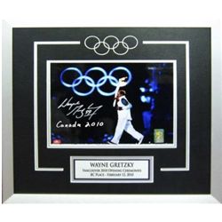 2010 Olympics 11x14 Collector Frame hand  Signed by Wayne Gretzky- Size 20 x19