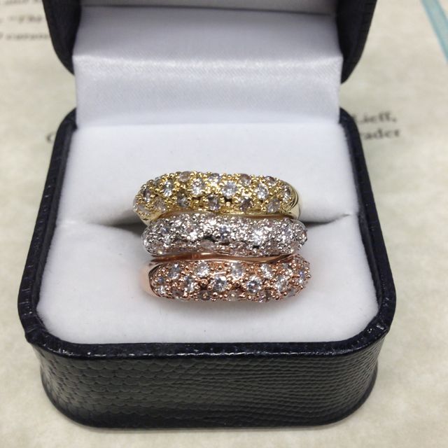 Triple Interlocking Ring Set