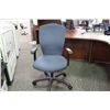 Image 2 : TEKNION  BLUE TASK CHAIR