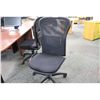 Image 2 : BLACK MESH BACK STENO CHAIR