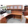 Image 3 : CHERRY BOW FRONT RH EXECUTIVE L-SHAPE DESK / HUTCH