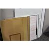 Image 1 : LARGE LOT OF WHITE BOARDS AND CORK BOARDS