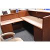 Image 2 : CHERRY INLAY RECEPTION DESK