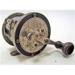 VINTAGE PFLUEGER EVERLASTER FISHING REEL