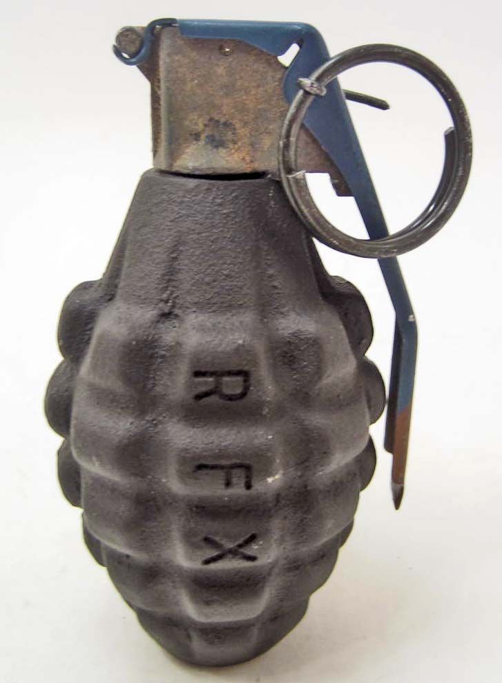 US VIET NAM ERA PINEAPPLE PRACTICE HAND GRENADE