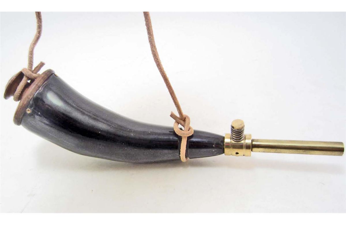 POWDER HORN W/ BRASS DISPENSING TIP