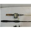 Image 3 : LOT 6 VINTAGE FISHING EQUIPMENT: 2 RODS BASS PRO,