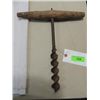 Image 1 : ANTIQUE FARM EQUIPMENT BARN BEAM HAND AUGER DRILL