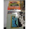 Image 2 : LOT 35 VINTAGE 1960S TO 70S ROCK STARS LP ALBUMS: