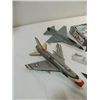 Image 2 : BOX LOT OLDER PLASTIC MODEL JETS & LOOSE PARTS: