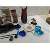 Image 2 : LOT 15 ASSORTED GLASS & CERAMIC COLLECTIBLES: 2