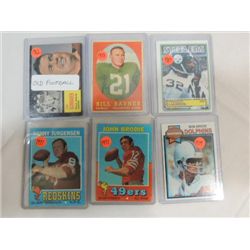 LOT 6 1958 TO 83 FOOTBALL CARDS: 1962 TOPPS #121,