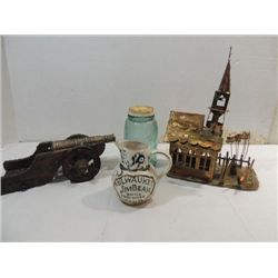 LOT 4 VINTAGE COLLECTIBLES: MILWAUKEE JIM BEAM
