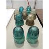 Image 1 : LOT 9 VINTAGE GLASS ELECTRICAL INSULATORS: 7