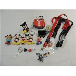 LOT 13 MICKEY MOUSE COLLECTIBLE ITEMS: FIGURINES,