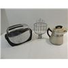 Image 1 : LOT 3 VINTAGE KITCHEN COLLECTIBLES: GENERAL MILLS