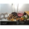 Image 1 : LOT 7 VINTAGE REED WOVEN ASSORTED SIZES BASKETS &