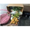 Image 4 : LOT 7 VINTAGE REED WOVEN ASSORTED SIZES BASKETS &