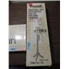 Image 2 : LOT 2 NEW IN BOX WOOD TWIST HALL TREE & ROLLING