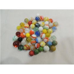 LOT 55 VINTAGE MARBLES: CLEARIES, CAT EYES,