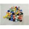 Image 1 : LOT 55 VINTAGE MARBLES: CORK SCREW, SOLIDS, CAT