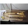 Image 1 : LOT 12 VINTAGE COLLECTIBLES: 4 ADVERT YARD STICKS,