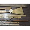 Image 2 : LOT 12 VINTAGE COLLECTIBLES: 4 ADVERT YARD STICKS,