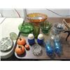 Image 1 : LOT 15 ASSORTED VINTAGE CERAMIC, GLASS COLLECTIBLE